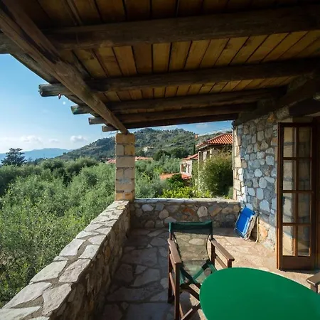 Porto Kalamitsi Stone-Built Bungalows Kardamyli Exterior photo