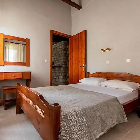 Porto Kalamitsi Stone-Built Bungalows Kardamyli Exterior photo