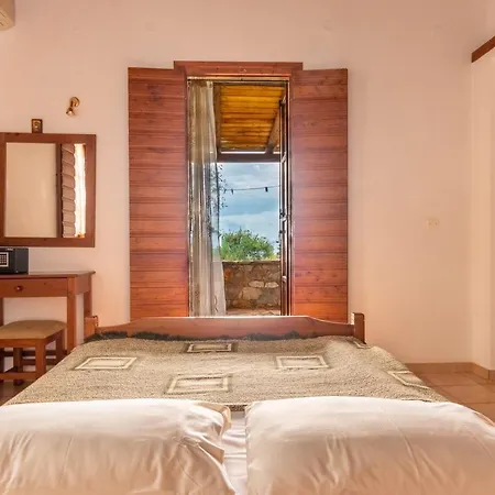 Porto Kalamitsi Stone-Built Bungalows Kardamyli Exterior photo