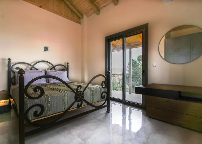 Porto Kalamitsi Stone-Built Bungalows