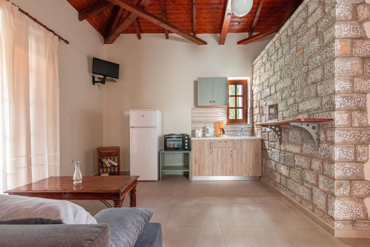 Porto Kalamitsi Stone-built